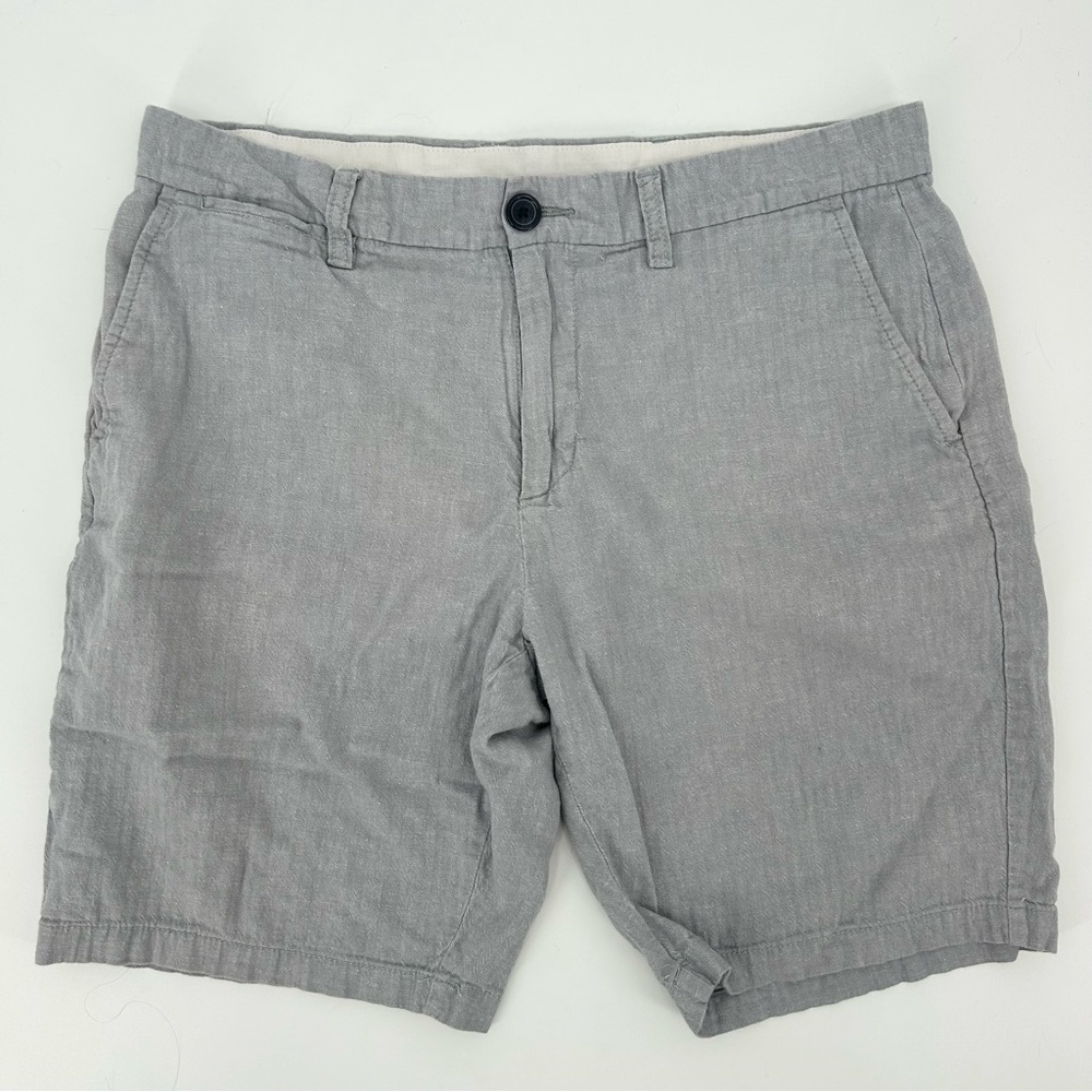 Old Navy Ultimate Slim Shorts